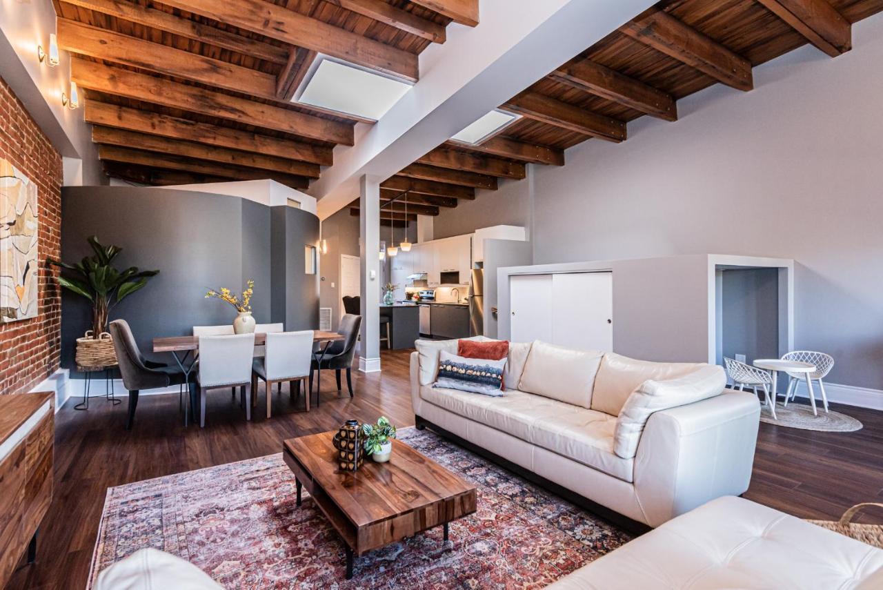 Family Friendly 3-Bedroom Beauty In Le Plateau By Denstays Montreal Exterior photo