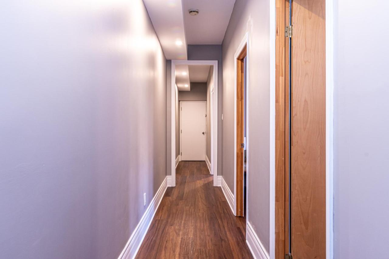Family Friendly 3-Bedroom Beauty In Le Plateau By Denstays Montreal Exterior photo
