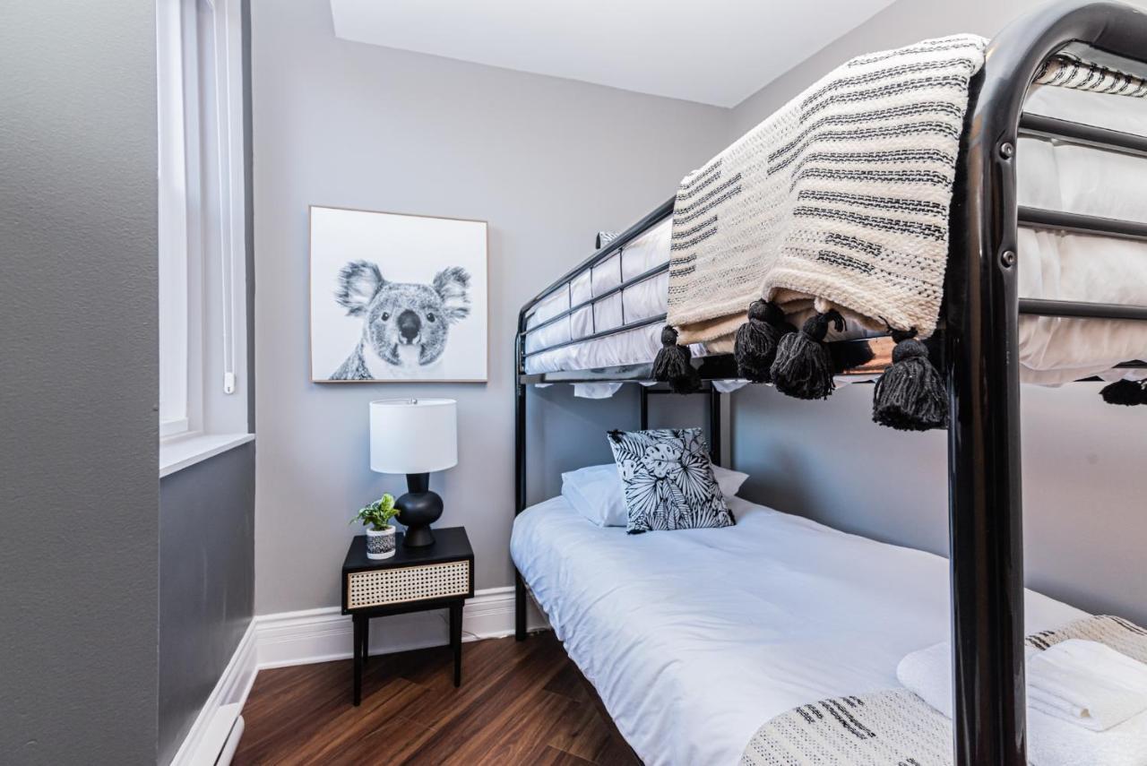 Family Friendly 3-Bedroom Beauty In Le Plateau By Denstays Montreal Exterior photo