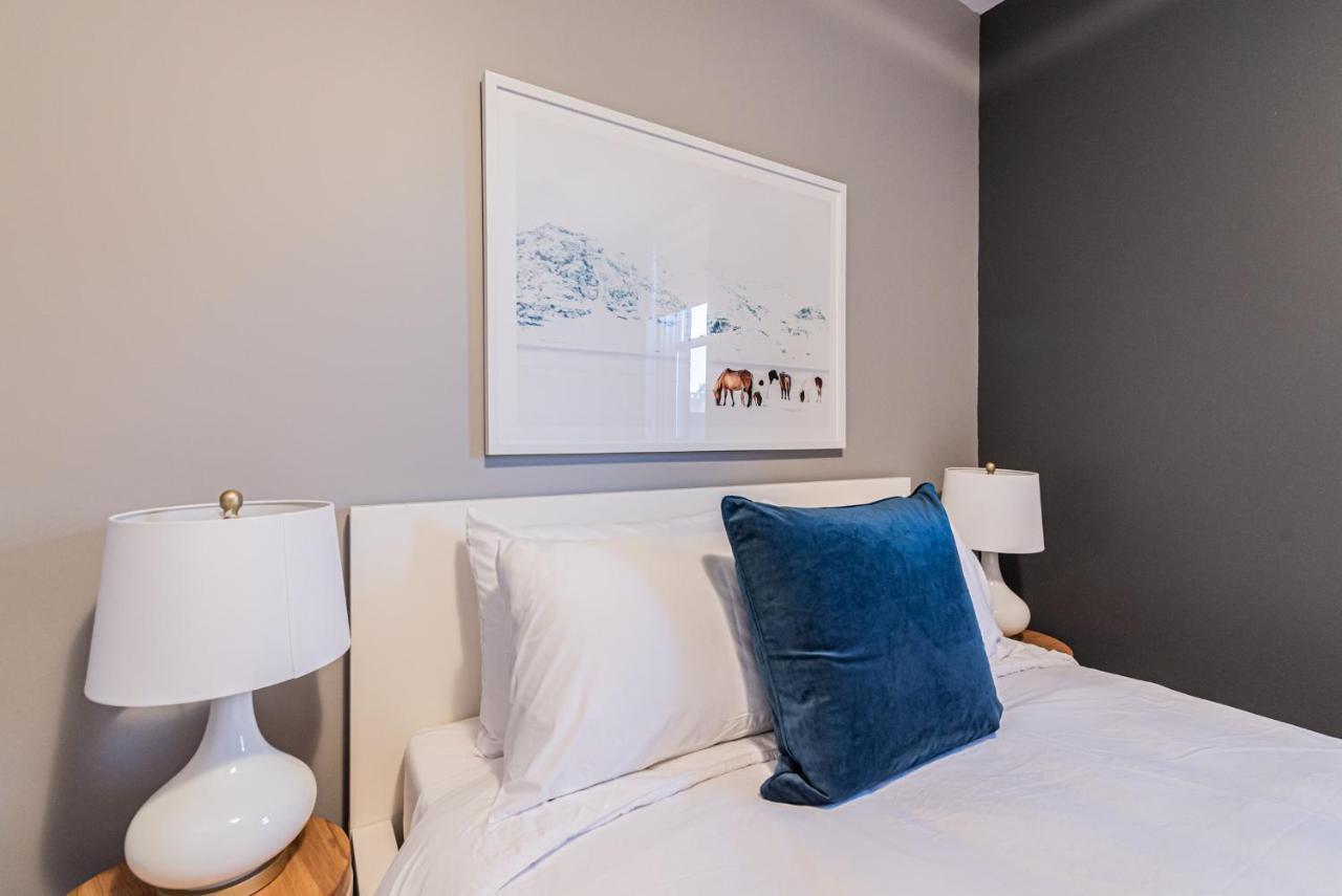 Family Friendly 3-Bedroom Beauty In Le Plateau By Denstays Montreal Exterior photo